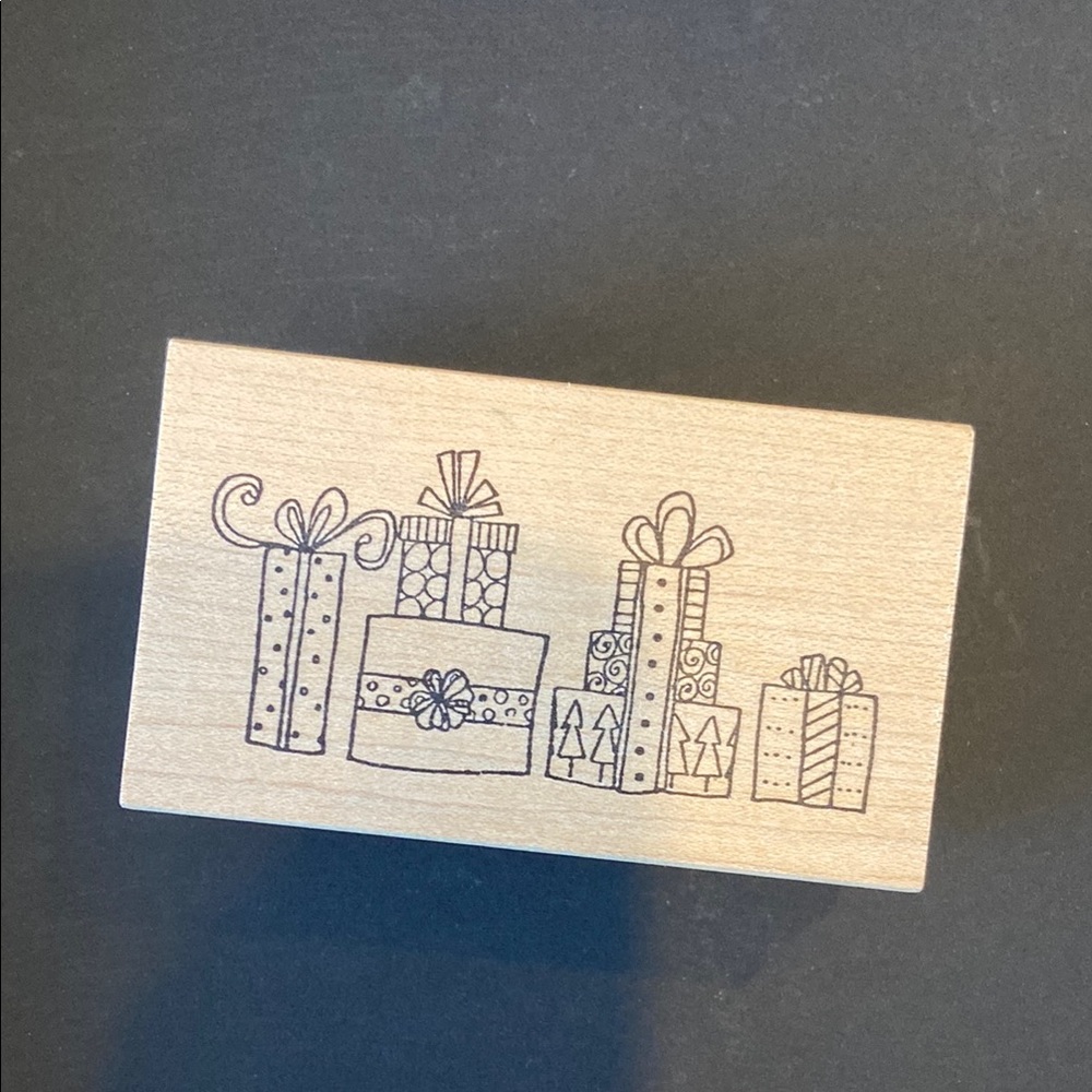Wood-mounted rubber stamp NEW